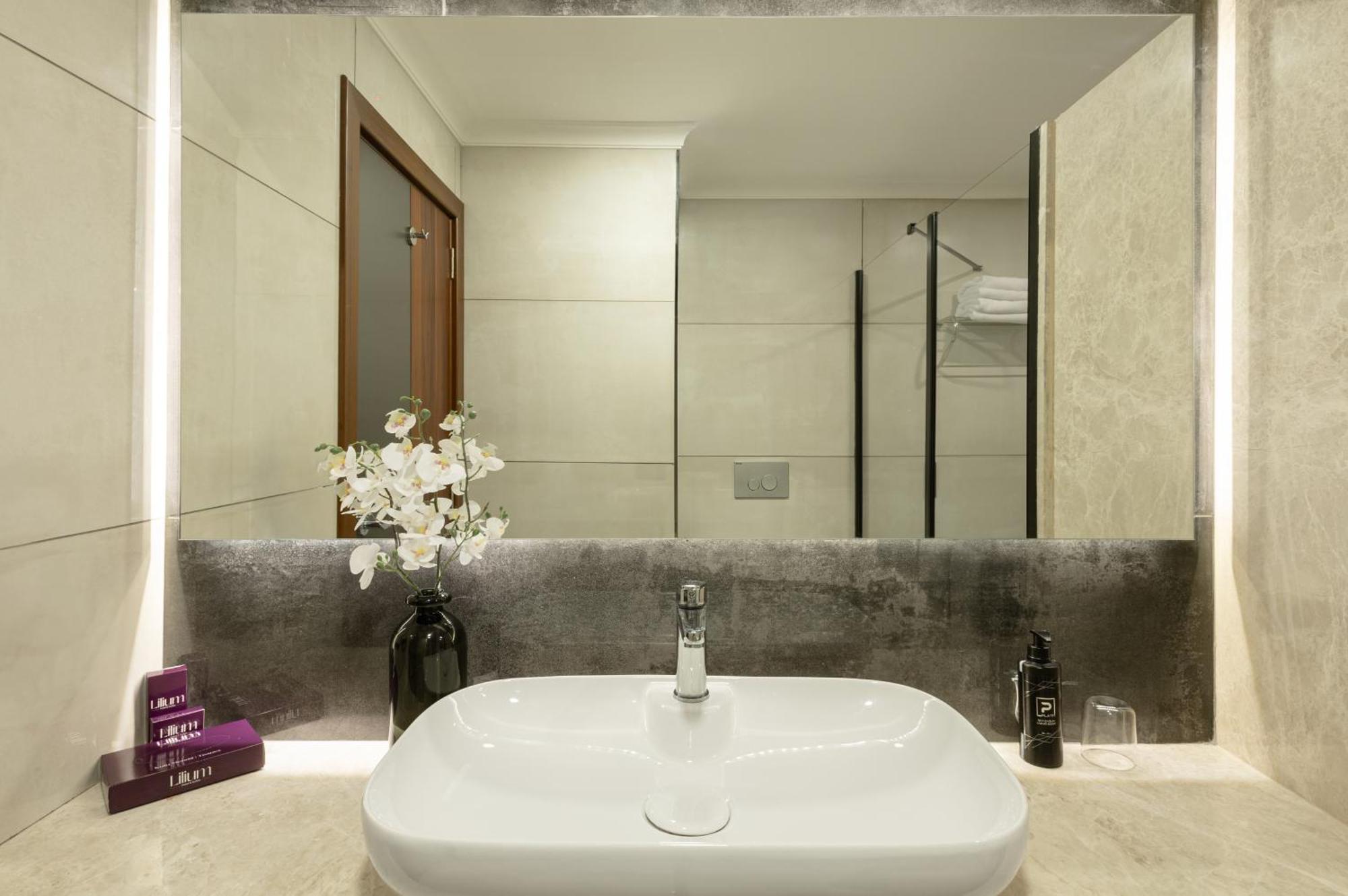 Lilium Hotel & Suites ブルサ エクステリア 写真