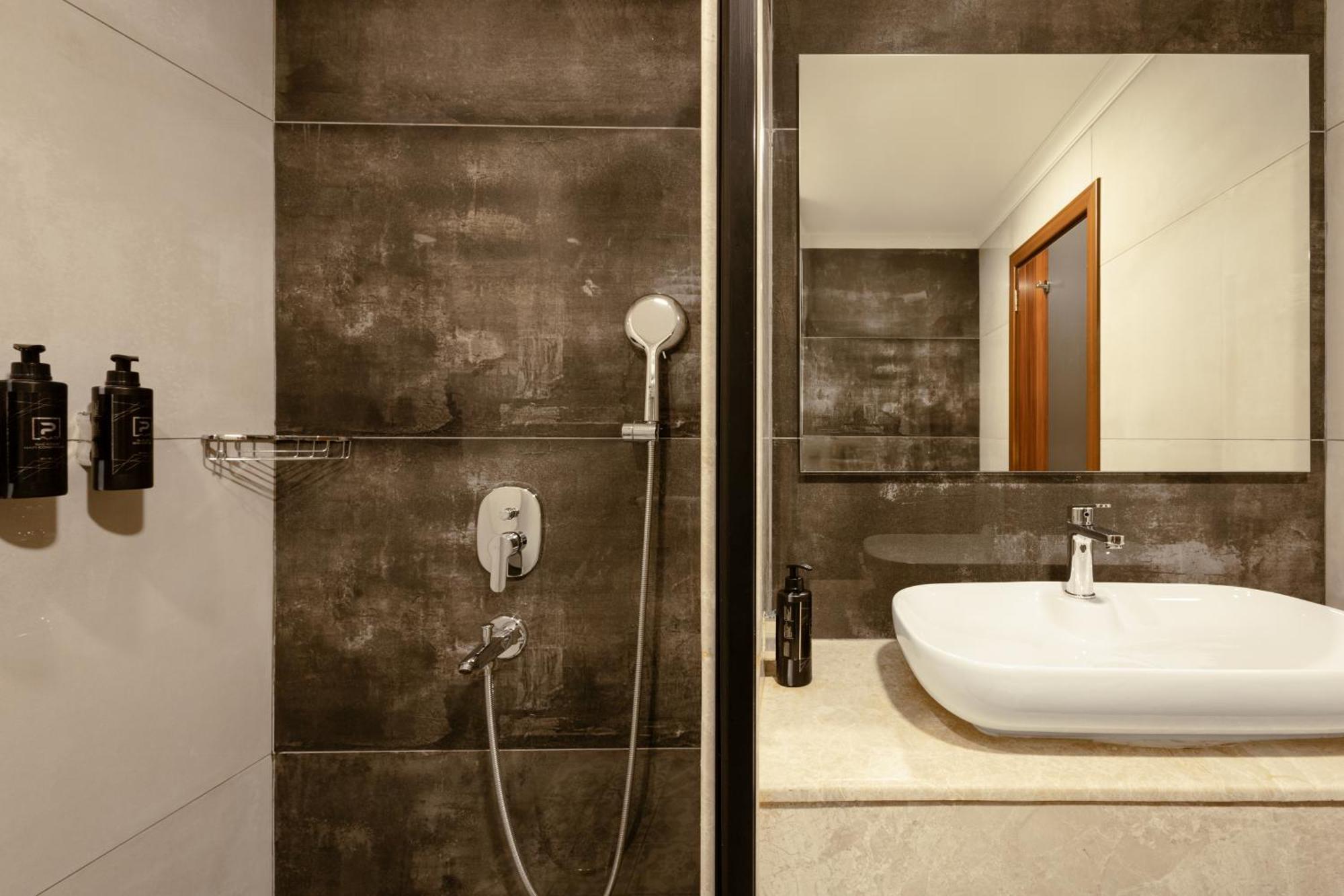 Lilium Hotel & Suites ブルサ エクステリア 写真